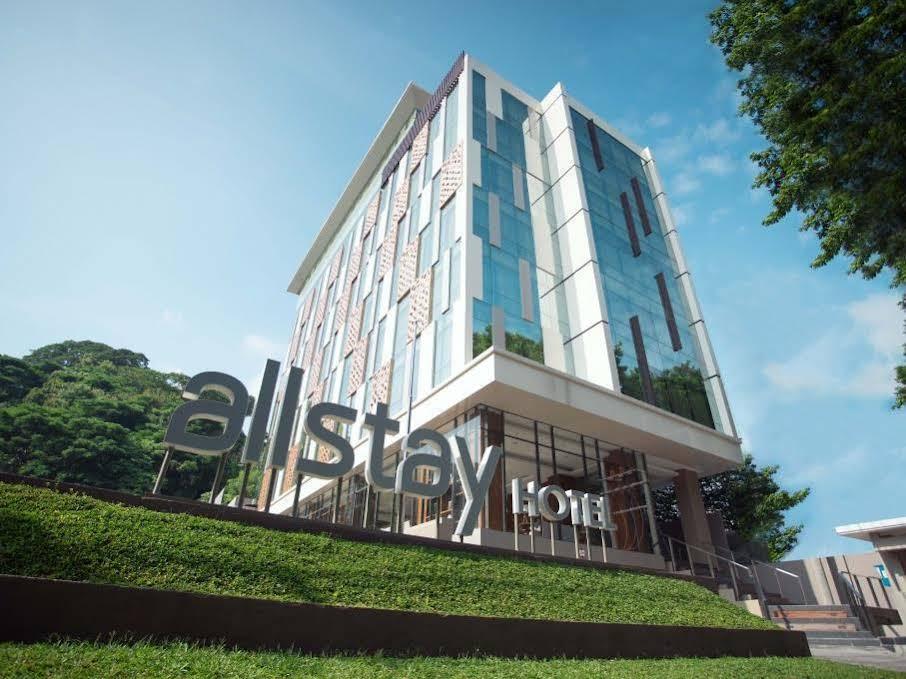 Allstay Simpang Lima Hotel 2*